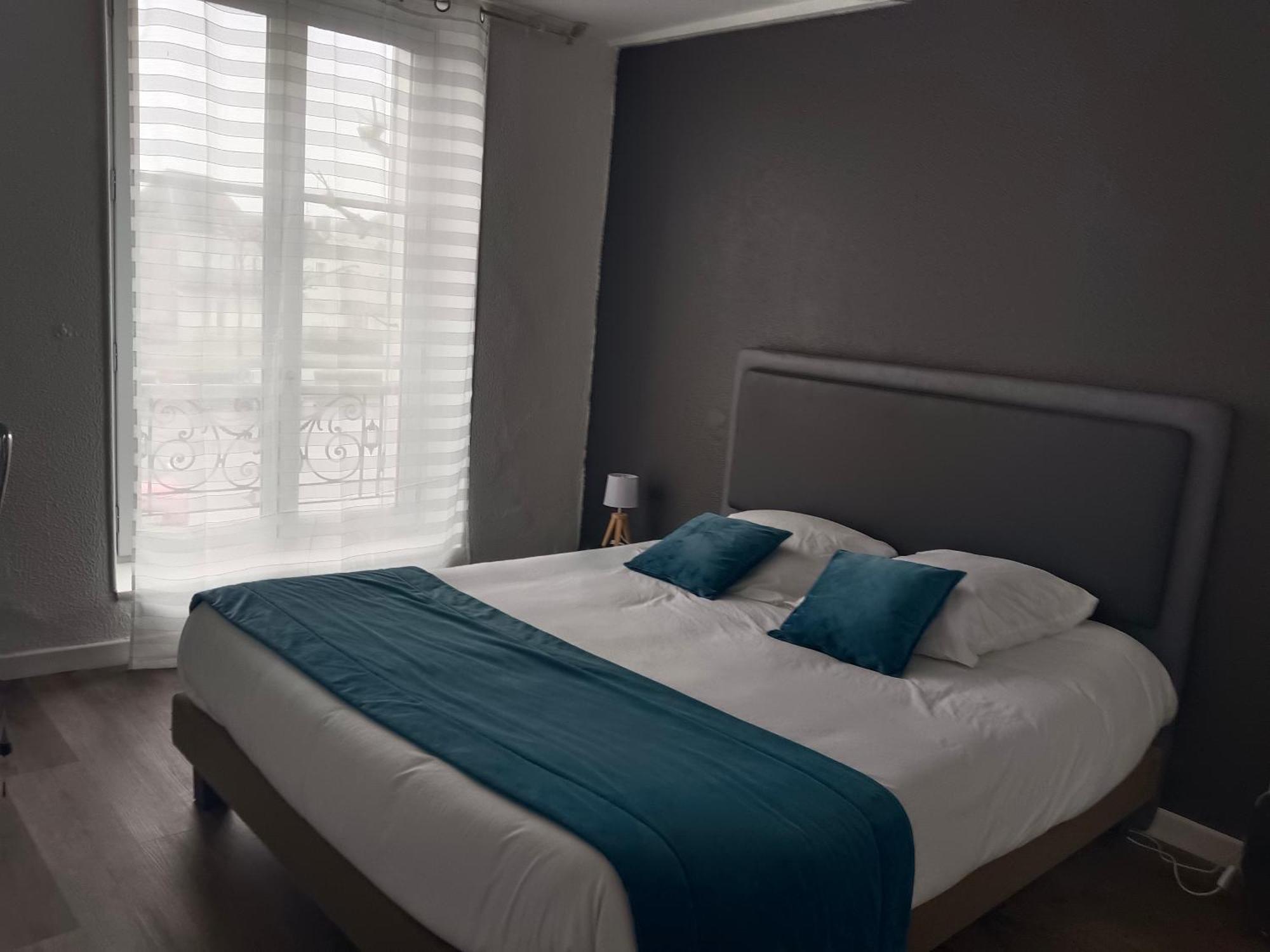 Hotel De France Vatan Экстерьер фото